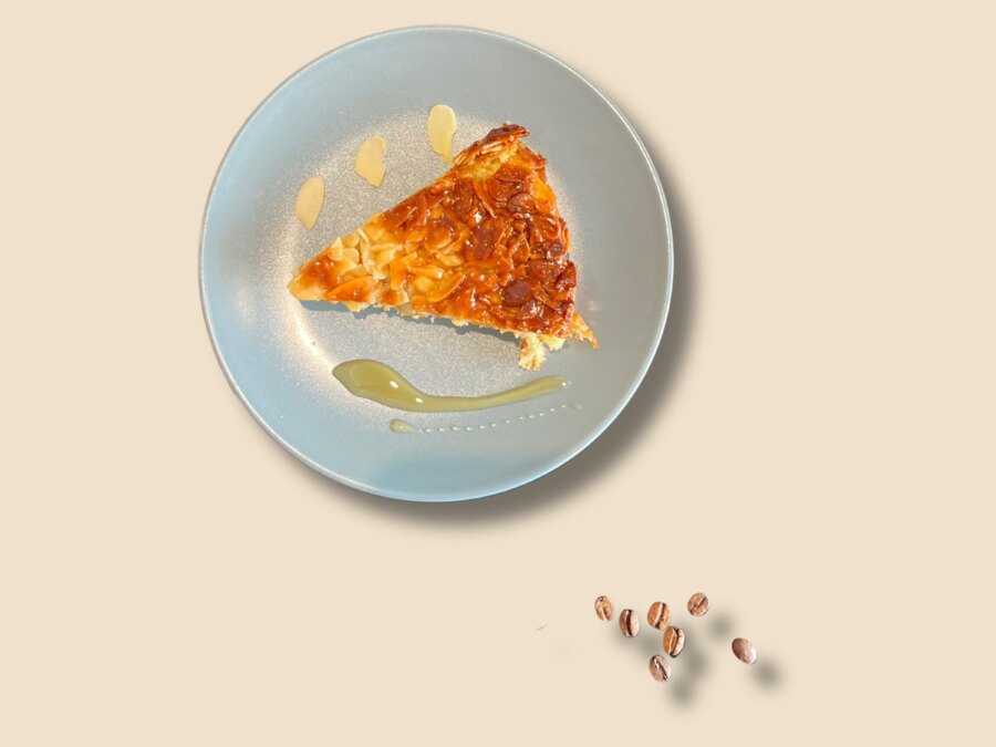 Tarte de amêndoas do menu de encomendas da D'Belém